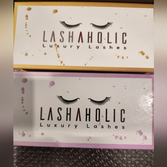 Lashaholic luxury lashes - Picture 4 of 4